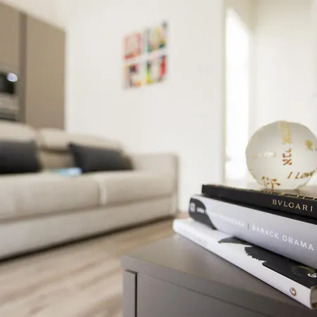 Hacca Collection - Isola-garibaldi District 1br Lägenhet Milano