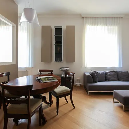 Hacca Collection 3-br Oasis In Porta Venezia Apartmán