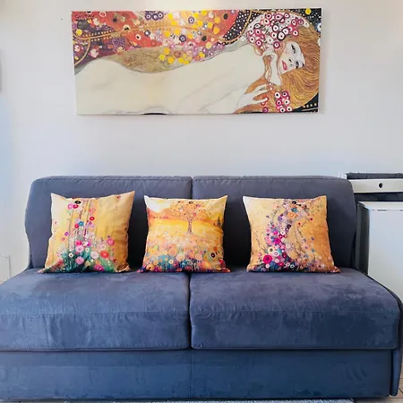 Romana Loft Apartment