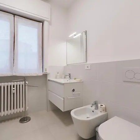 Mila Monterosa * Milan