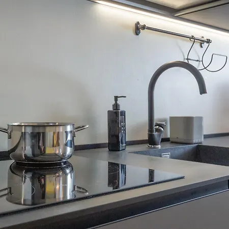 Artstay - Exclusive Near Metro M1, Ac, Parking * Milano