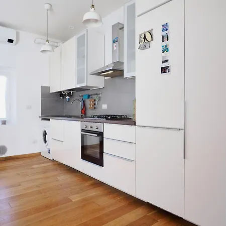 Modern Bright And Апартаменты *