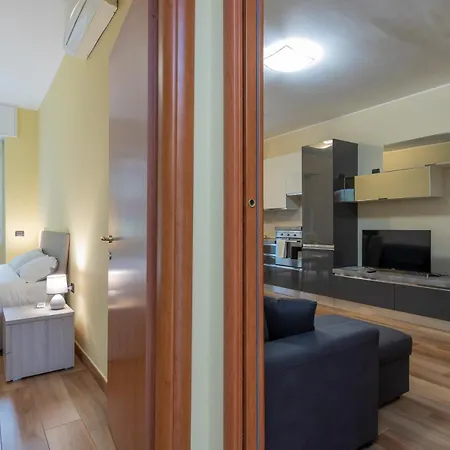 Prestigioso In Zona Tortona - Solari