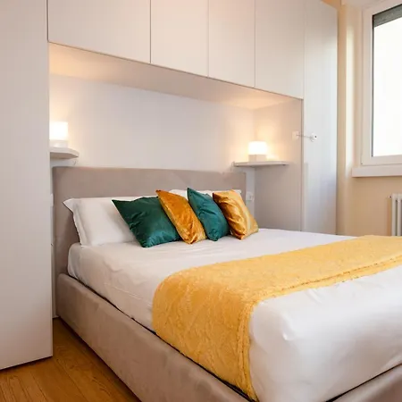 Artstay Luxury Sempione, Centre Апартаменты