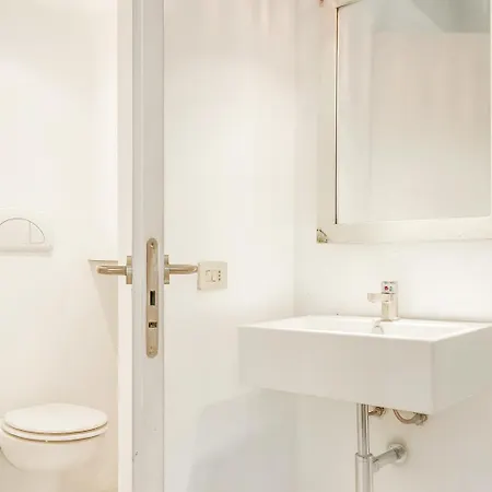 Casa - And - Modernist Marvel Daire