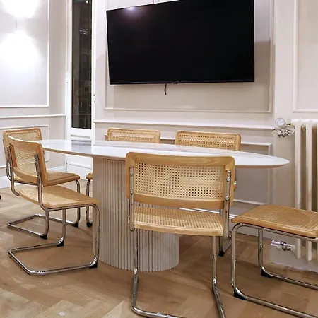 Marcora 6g Luxury Living In Brera - 15min Walk To Duomo *