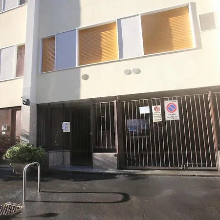 公寓 Shopping Street House *