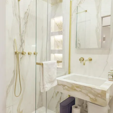 Marcora 6t Luxury Living In Brera - 15min Walk To Duomo Милан