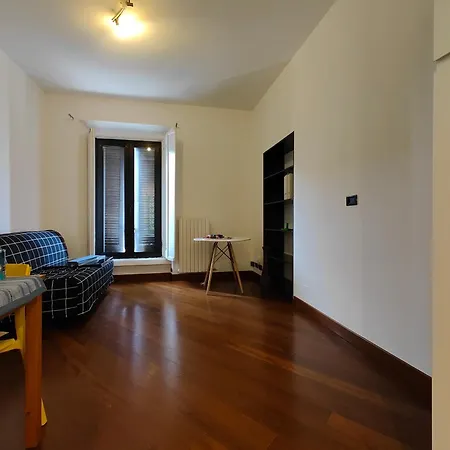 شقة Center Urban Apt, Ac, Wifi, Metro M3 Duomo *