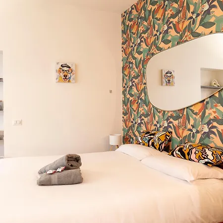 La Vecchia Milano-les Nubles Vannucci - Il Ballatoio E Il Cortile * 米兰