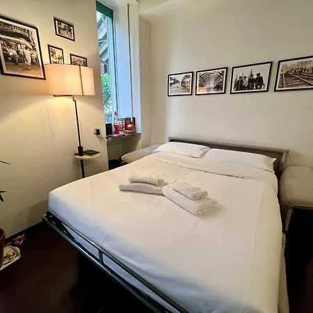Appartement Guesthost - Modern And Cozy Near Amendola M1 Milaan