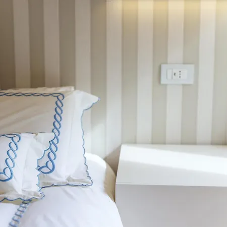 Marcora 6g Luxury Living In Brera - 15min Walk To Duomo شقة