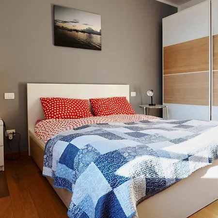 Modern Bright And Милан