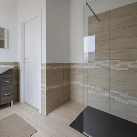 Lägenhet Milanrentals - Lilium