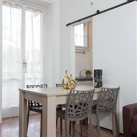 Artstay - Exclusive In Porta Romana, Free Parking * Milano