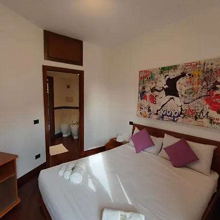 شقة Center Urban Apt, Ac, Wifi, Metro M3 Duomo *
