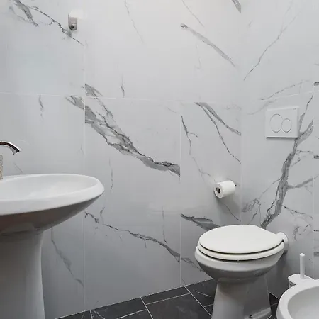 Piazza Duomo - Antico Dell'800 アパート ミラノ