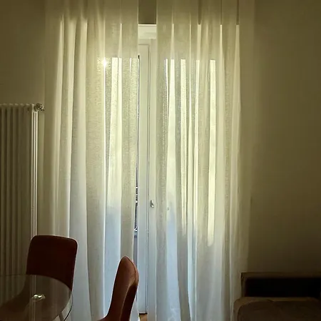 Stylish Flat Porta Romana E Bocconi Апартаменты Милан