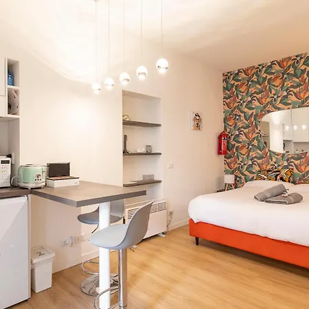 公寓 La Vecchia Milano-les Nubles Vannucci - Il Ballatoio E Il Cortile *