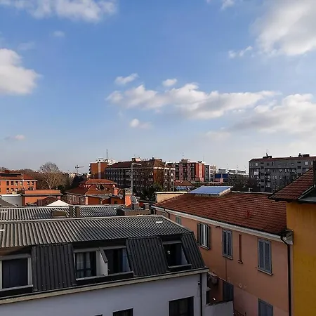 Апартаменты Rooftop Retreat Martesana Милан