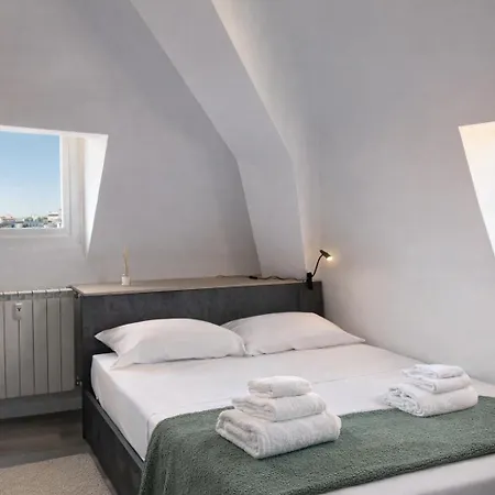 House Crocetta Daire Milano