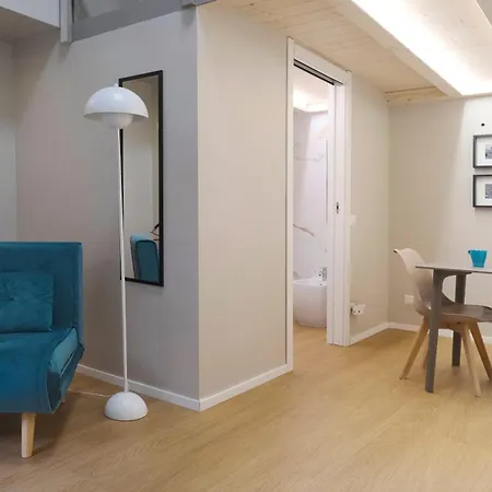 Apartment Comecasa Incantevole Loft In Bocconi *