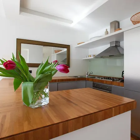 Hacca Collection - Brera & Fashion District - Bright 2br Lejlighed