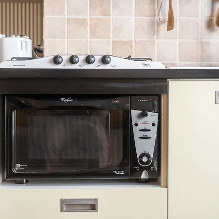 Exclusive With Terrace At 15 Min To Duomo Milán