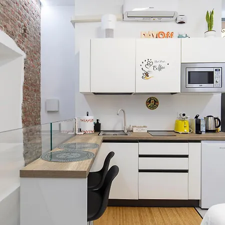 La Vecchia Milano-les Nubles Vannucci - Il Ballatoio E Il Cortile Apartament