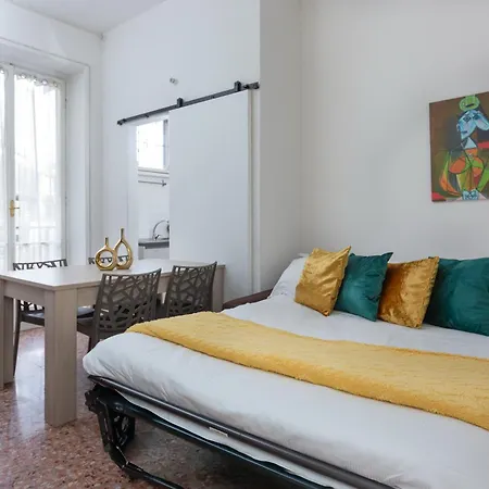 Artstay - Exclusive In Porta Romana, Free Parking * Milano