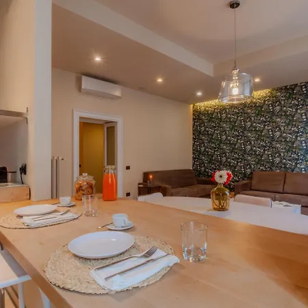 Italianway - The B Village New *