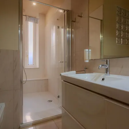 Appartement Italianway - The B Village New *