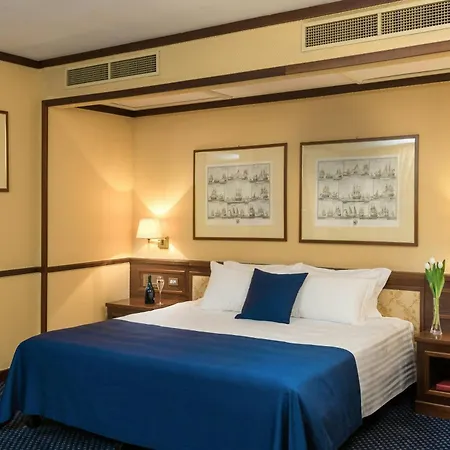 Hotel Leonardo Center Milán