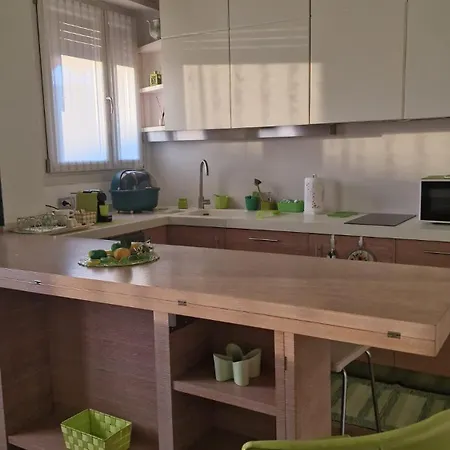 Linea Oda ve Kahvaltı 4*