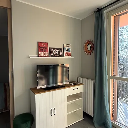 アパート Ugolini