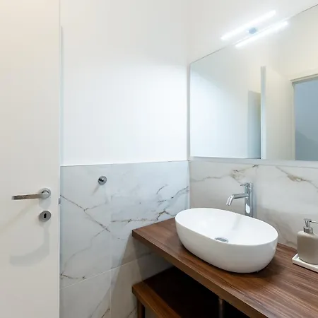 Acero&ibisco - Repubblica By Innstay 3* Milano