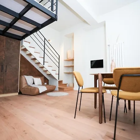 Luxury Citylife Bed and Breakfast 3*