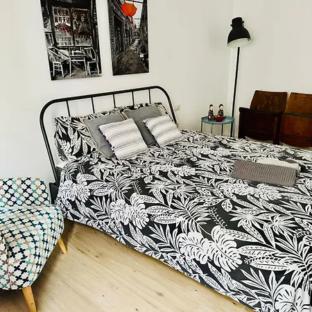 Illirico 1, Casa Smartstay - Argonne, Linate, Dateo, Porta Venezia בית הארחה