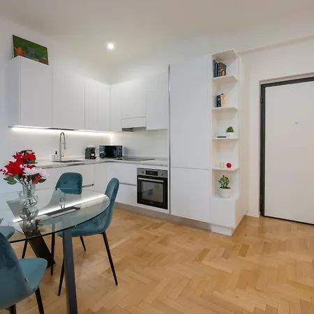I-host - Bright 1br With Balcony In * Milano