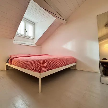 Pergolesi Nest - Authentic - Station ميلان
