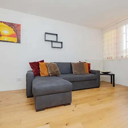 Bnbest San Siro 6 Pax Milan