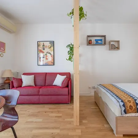 公寓 Bindarella Ai Navigli 米兰