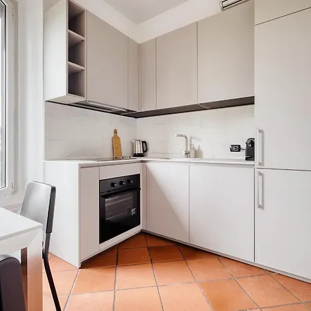 Just Urban Stays - Refined Apartment In City Life 2 Min M1 E M5 Metro *