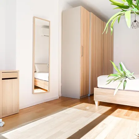 Apartamento Easy Living - M1 Metro Wi-fi Milão