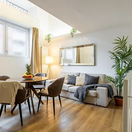 Colonna Lovely Loft - 10 Min Duomo - Buonarroti M1 מילאנו