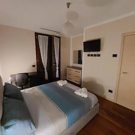 Vittoria Forum Apartmán *