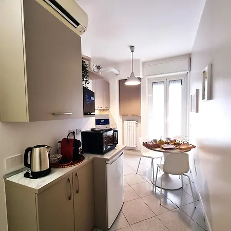 Gin Gin House By World Apartmán