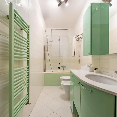Appartement Comfort Steps From The Duomo - Metro Right Outside *