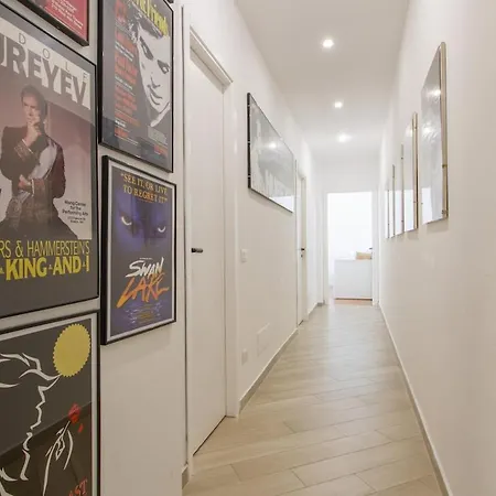 Apartament Casarudy-2 Bedrooms & Bathrooms Station Mediolan