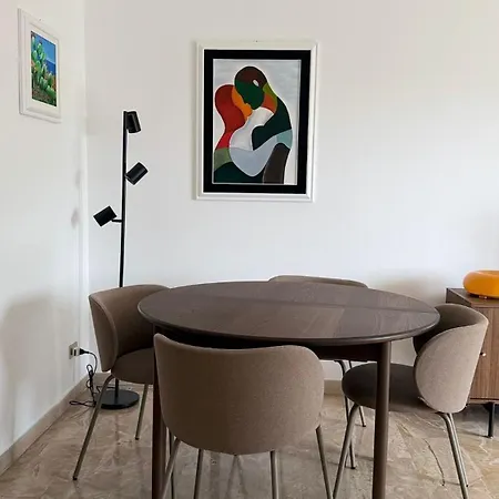 Bright And Spacious In Milano